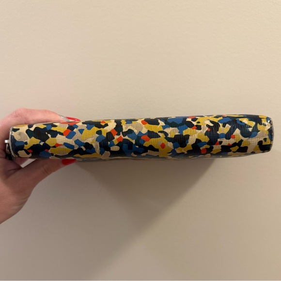 *RARE* Fendi Monster Camouflage Zippy Long Wallet - Picture 5 of 9